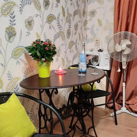 Madlena Buduar Apartment รีกา ภายนอก รูปภาพ